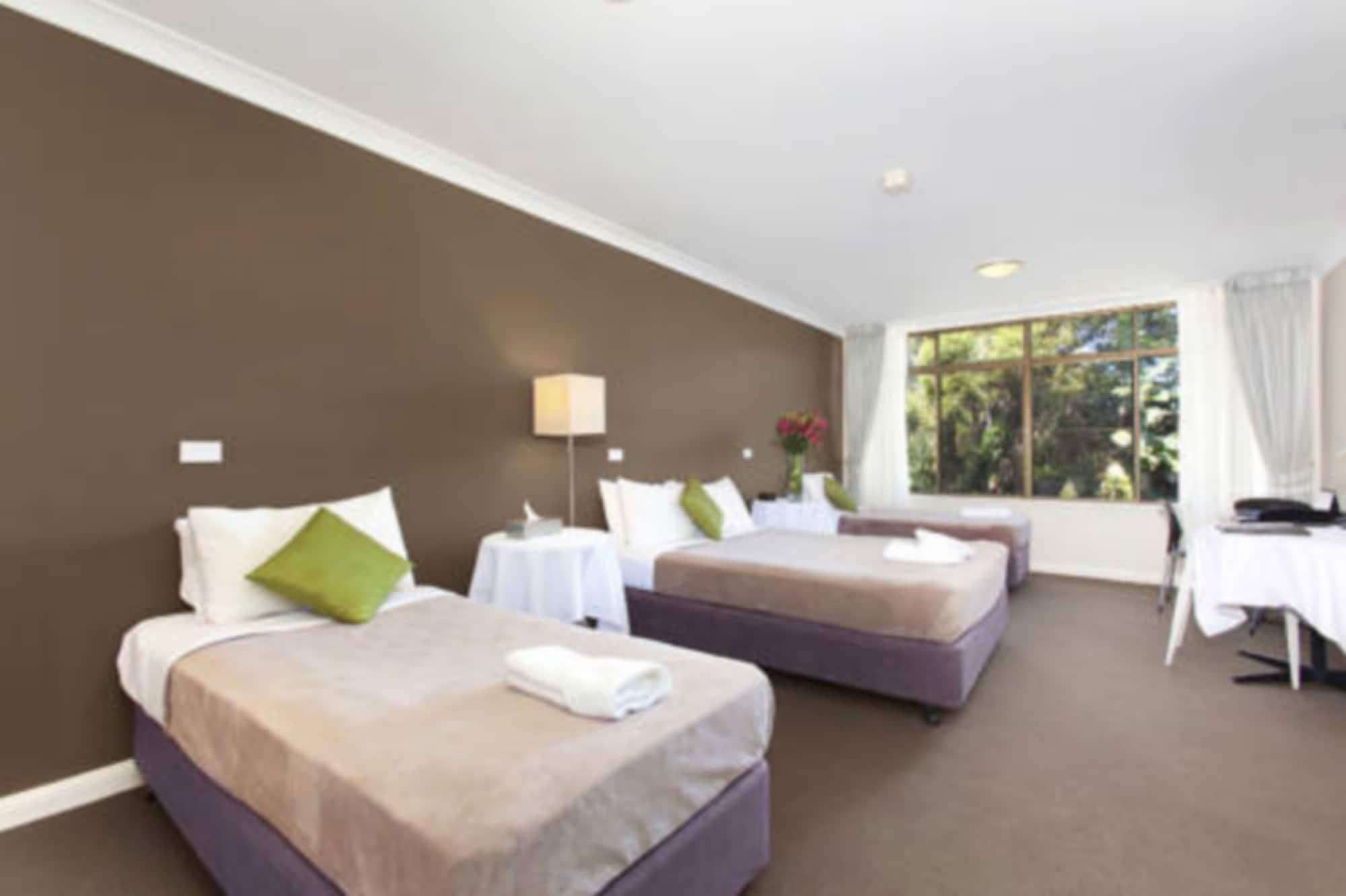 Checkers Resort Terrey Hills Экстерьер фото