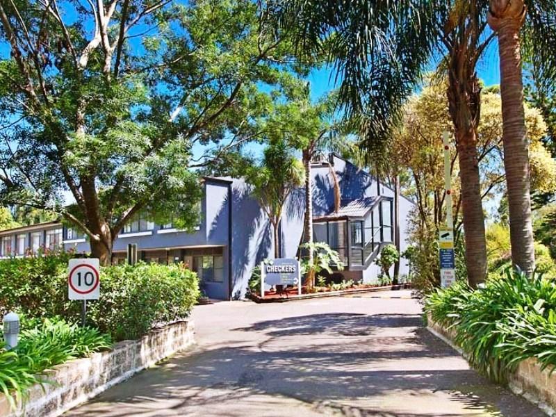 Checkers Resort Terrey Hills Экстерьер фото